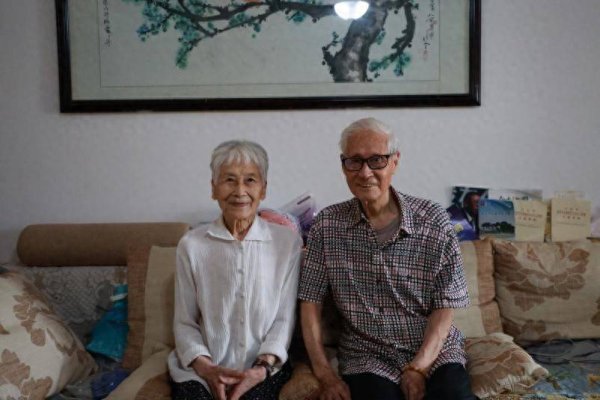 飞乐乐 “我打出来的电报是标准的‘北京腔’”，凭借“手上功夫”，他曾挽救遇险飞机